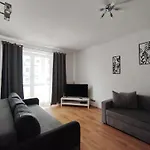 Sdh 3 Comfortable Near Warsaw 公寓 沃沃明