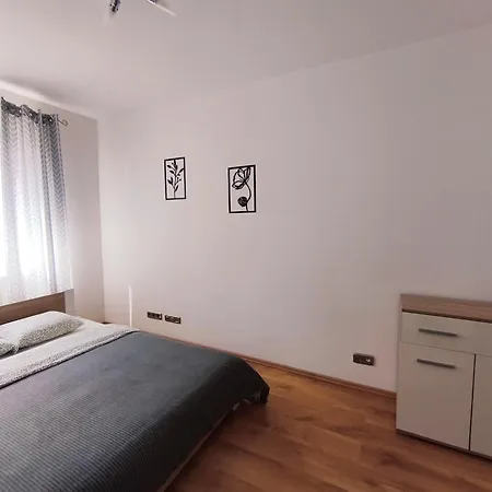 Sdh 3 Comfortable Near Warsaw Wolomin