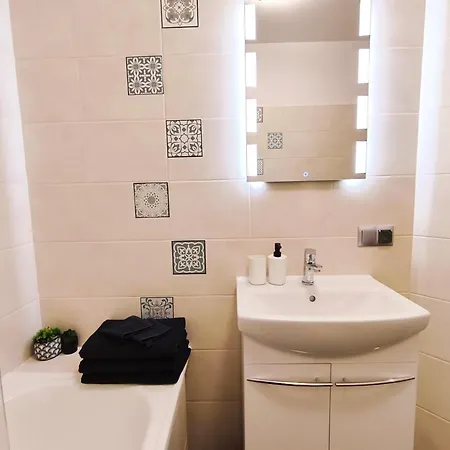 Sdh 3 Comfortable Near Warsaw Apartmán *